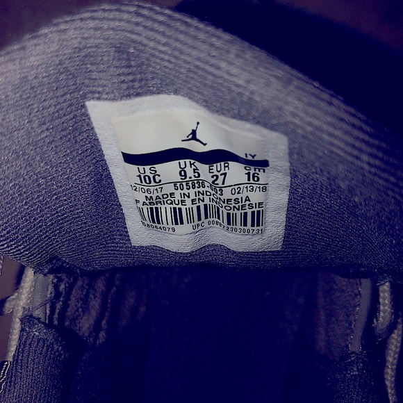 11s Retro Low - Picture 2 of 5